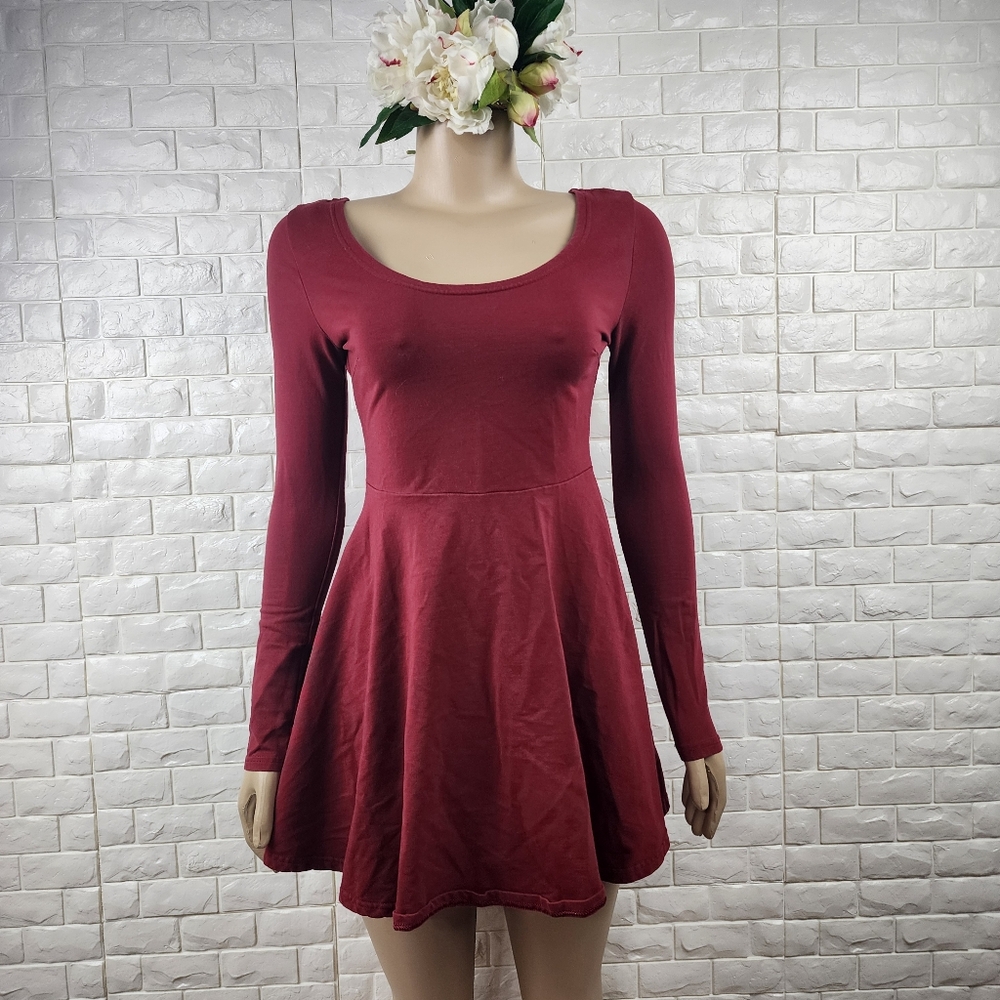 small dark red long sleeve stretchy mini dress - Picture 2 of 5